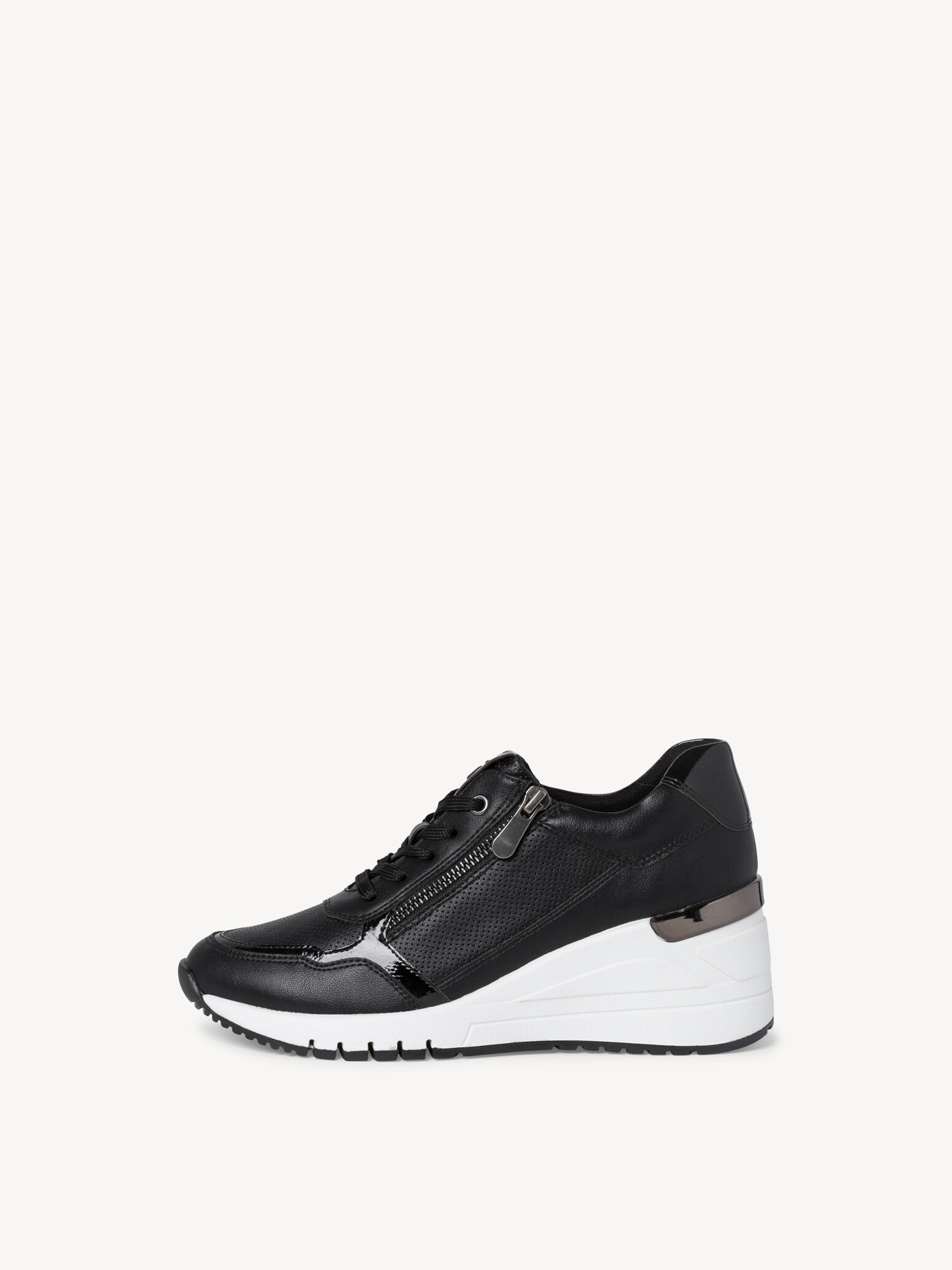 Sneaker 2 2 23743 28 Buy Sneakers from Marco Tozzi online