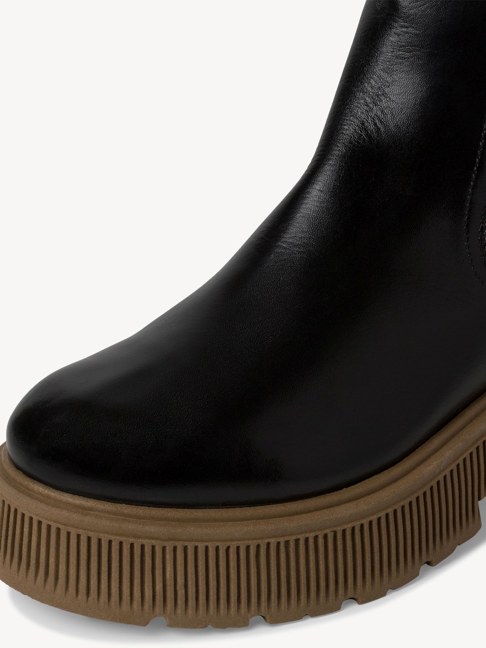 Chelsea boot 2 25430 41 Buy Chelsea Boots from Marco Tozzi online