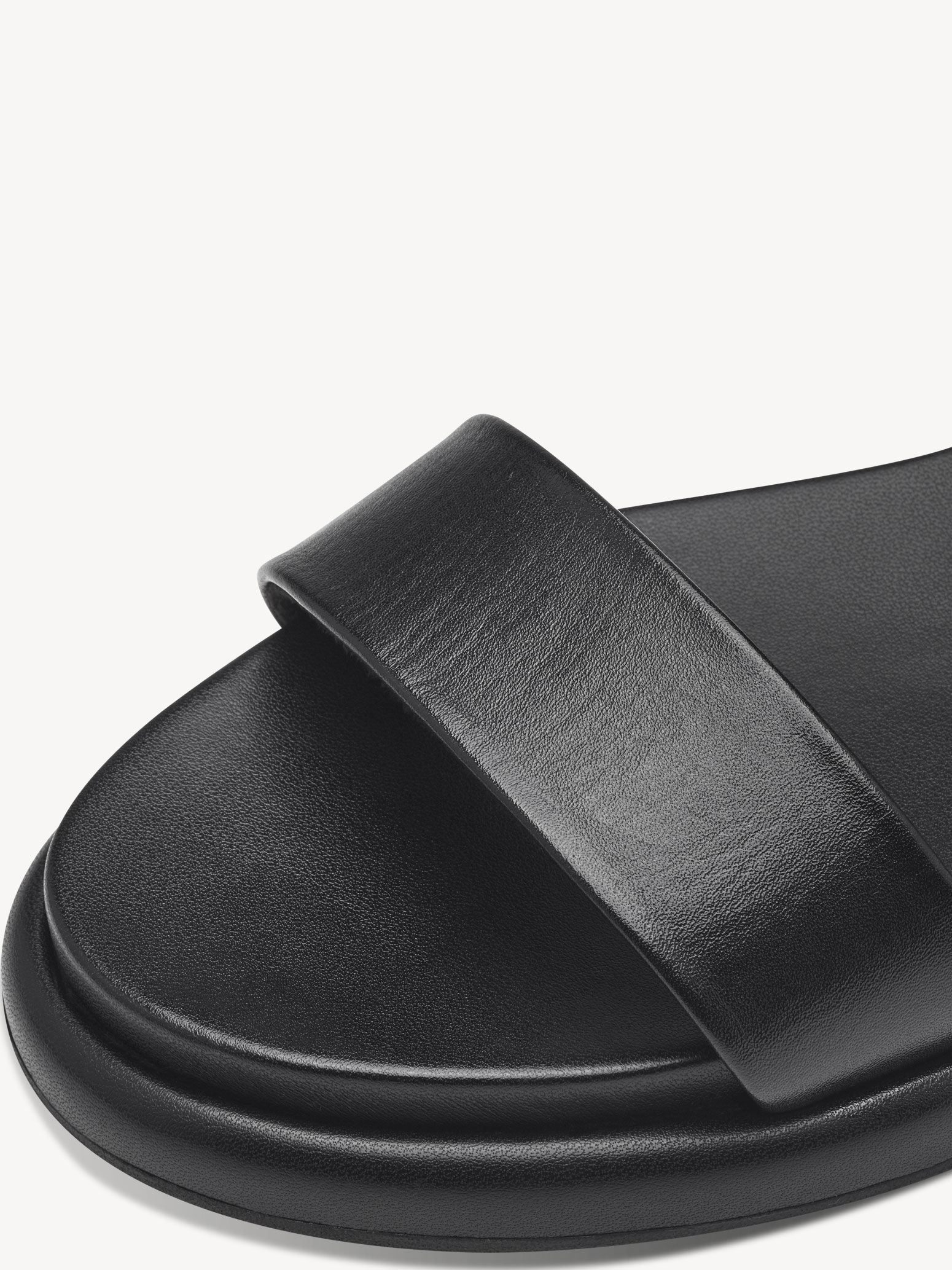 Sandal 2-28414-42: Buy Sandals from MARCO TOZZI online!